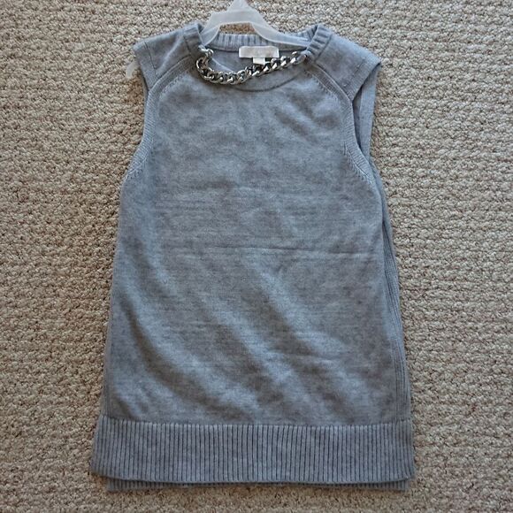 Michael Michael Kors gray short sleeve  Sweater W/ silver Chain - Picture 3 of 12